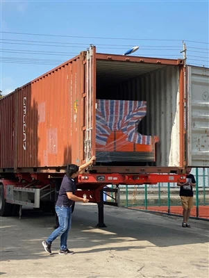 Tiszta vízgyártó sort, amelyet a Kongói Demokratikus Köztársaságba szállítanak